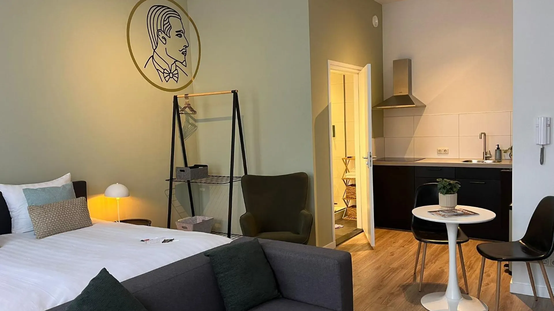 Alex Maastricht Hotel 4*,